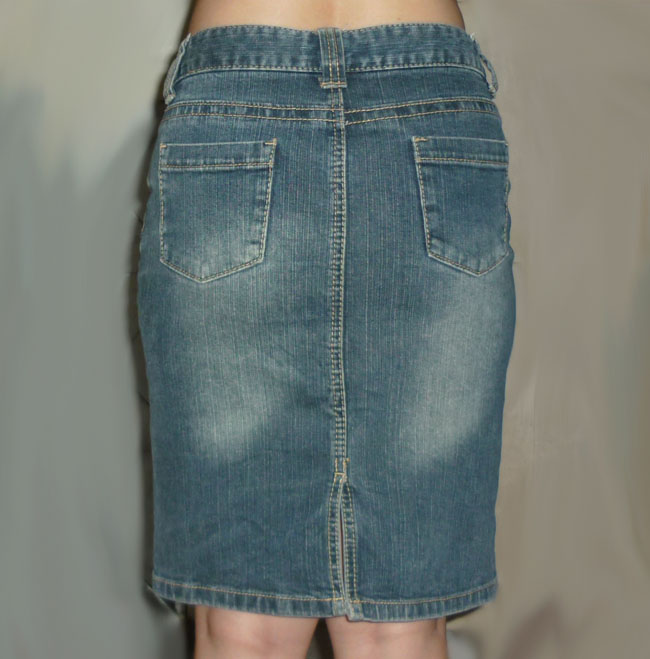 กระโปรงยีนส์ C.O.L.Z.A สวยเรียบน่าใส่ 29.5-34-18.5