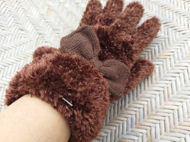 ถุงมือขนหมีสุดนุ่ม น่ารักมาก อุ่นมากกก