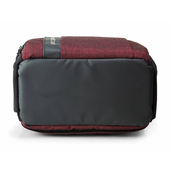 กระเป๋าใส่กล้องถ่ายรูป SLR/DSLR ขนาดกะทัดรัด พร้อมผ้าคลุมกันฝนหรือสิ่งสกปรก (สี Heather Red) (BAGSMART Compact Camera Shoulder Bag for SLR/DSLR with Waterproof Rain Cover)