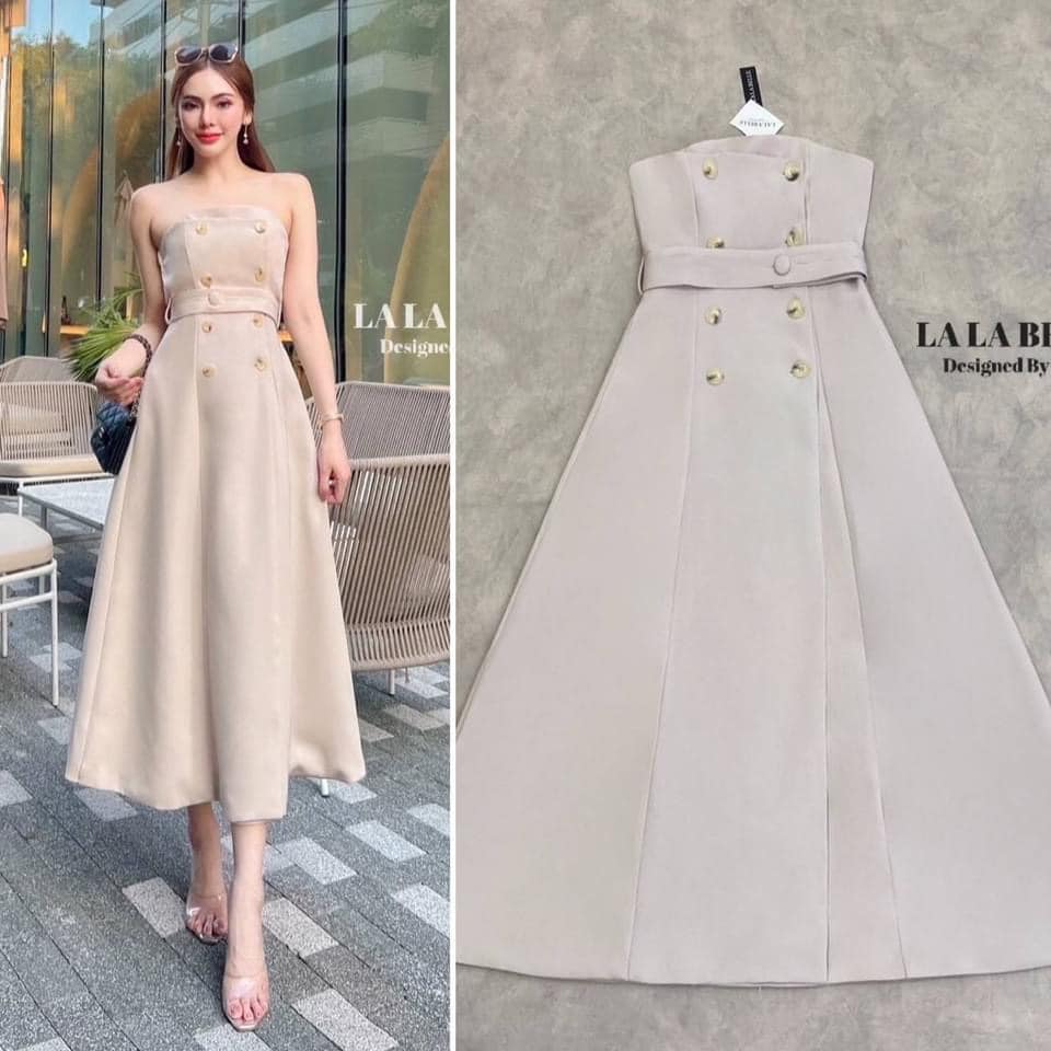 แม็กซี่เดรสผ้าสูทอัดกาวอย่างดีผ้าดีมากๆทรงเกาะอกติดกระดุมหน้าทรงปลายหน้ามีสายติดกระดุมเอวหรือเอามาผูกโบว์ได้ ไม่ต้องกลัวหลุด สินค้าคุณภาพ (พร้อมส่ง)