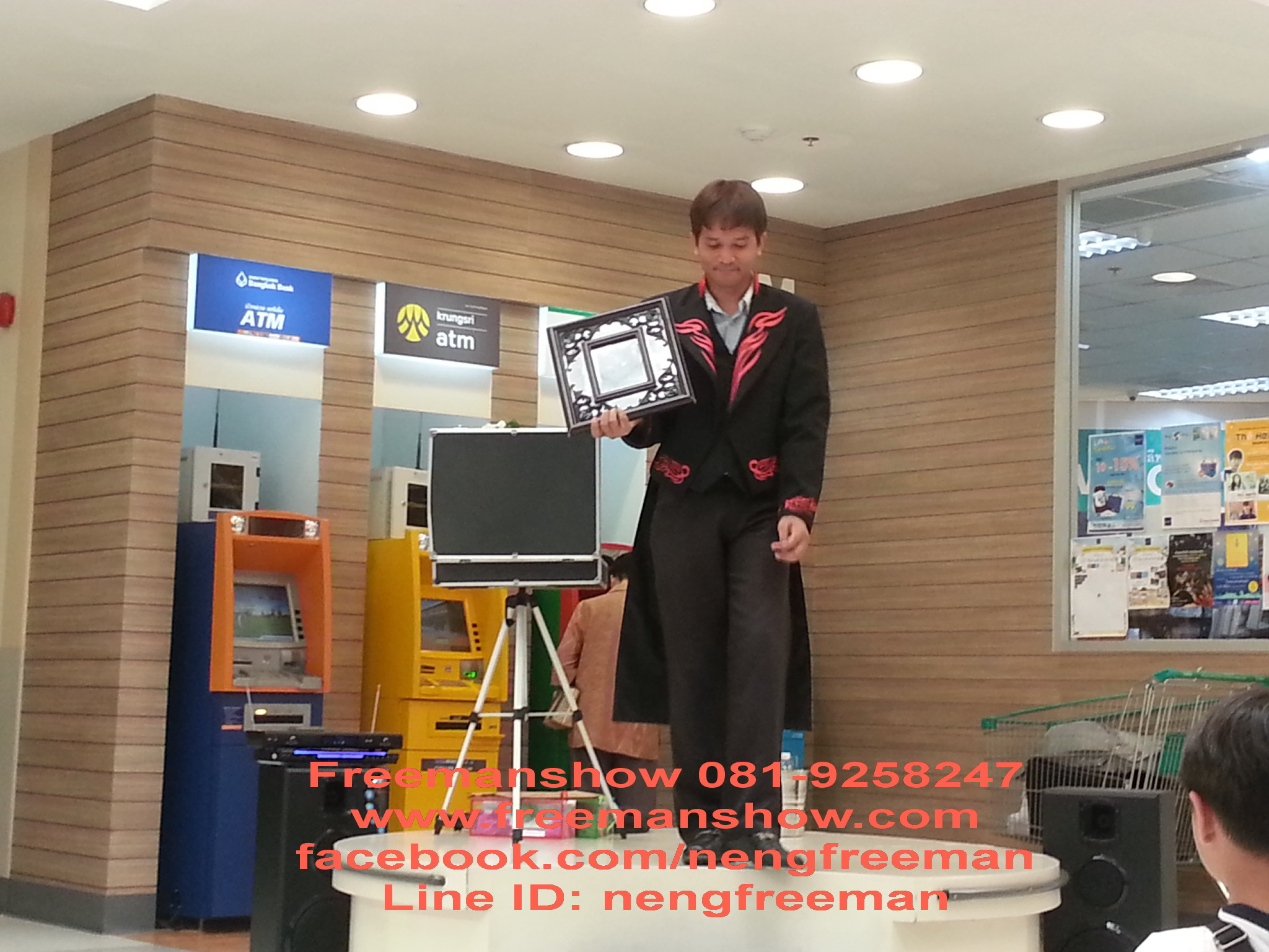 มายากล นักมายากล การแสดง โชว์ Magic Show ห้างโลตัส