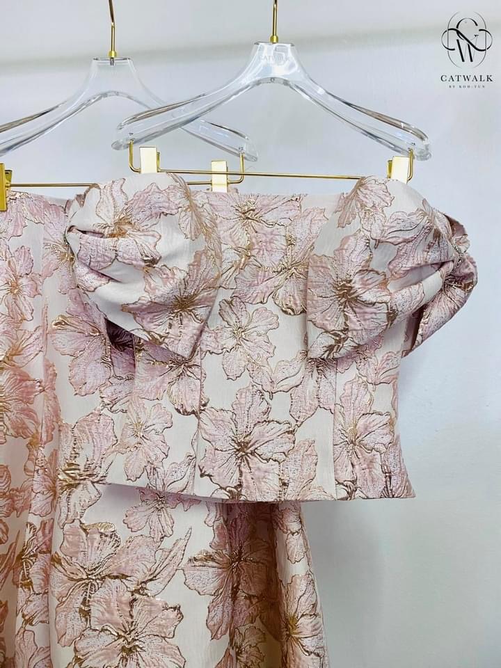 เซตผ้าทอ ลายเสื้อปาดไหล่โบว์ไหล่+กระโปรงทรงย้วย เนื้อผ้าเกรดเอ ผ้าสวยมาก ใส่สบาย สินค้าคุณภาพ (พร้อมส่ง)