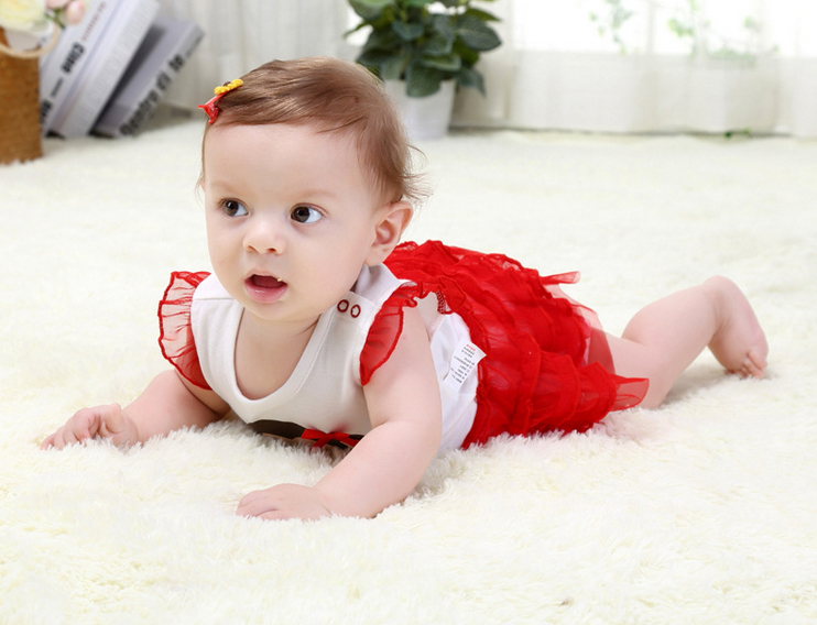 ชุดกระโปรงเด็กเล็ก ชุดเดรสบอดี้สูทเด็กหญิงกระโปรงแดง Size 3M / 24M