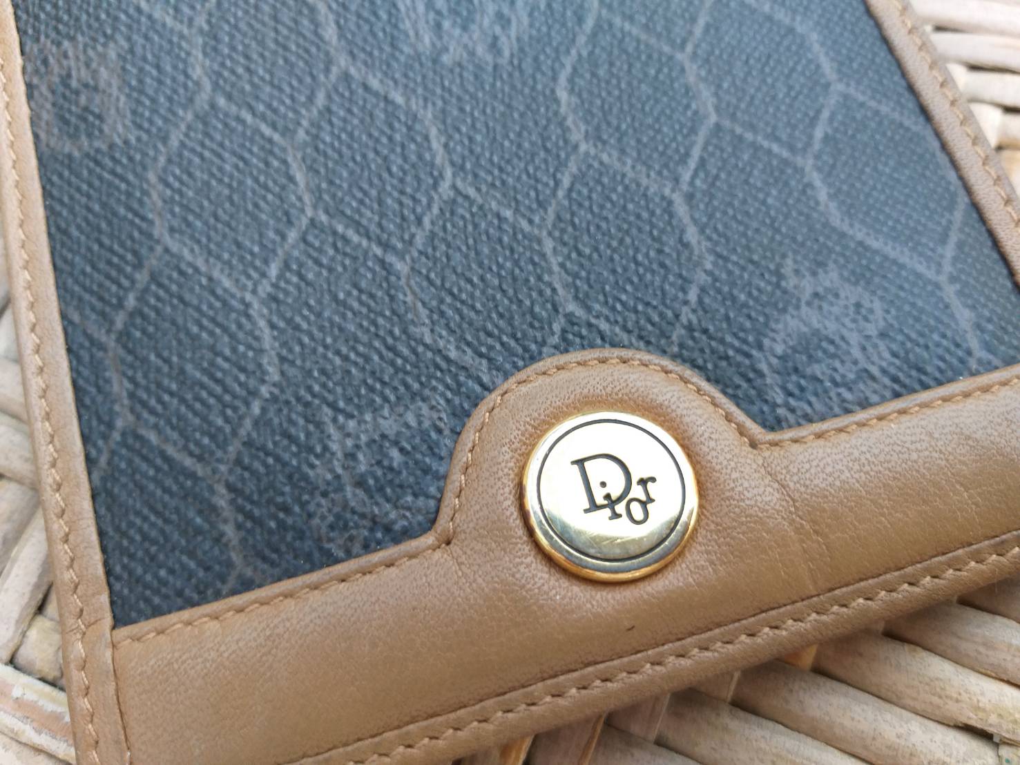 กระเป๋าสตางค์ชาย Christian Dior