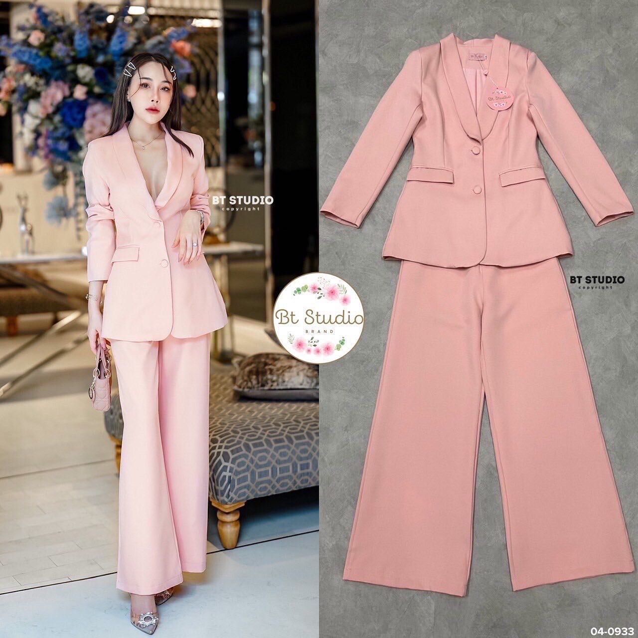 เซท 2 ชิ้น เสื้อเบเซอร์กึ่งมินิเดรส แขนยาวคอปก แต่งกระดุม 2 เม็ด กระเป๋า ใช้งานได้จริง แมทซ์กับกางเกงขายาว : สินค้าคุณภาพ (พร้อมส่ง)