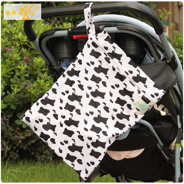 กระเป๋าใส่ผ้าเปียก ถุงผ้าเปียก ใส่กางเกงผ้าอ้อมรอซัก Baby Wet Bag