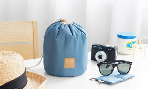 กระเป๋าเครื่องสำอางขนาดใหญ่ มาพร้อมกระเป๋าแยกขนาดเล็ก และถุง PVC ใส่แปรงแต่งหน้า (Travel Dresser Pouch)