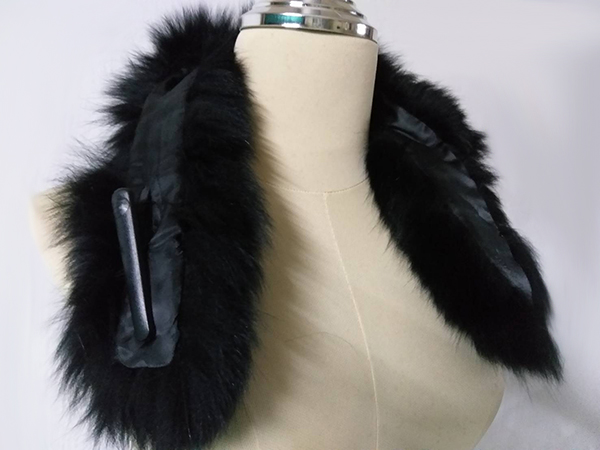 ผ้าพันคอ แต่งโค้ท fur fox แท้สีดำ ขนฟูอวบ