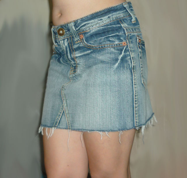 กระโปรงยีนส์ฟอกชายลุ่ย สวยเซอร์ 30-35-12.5