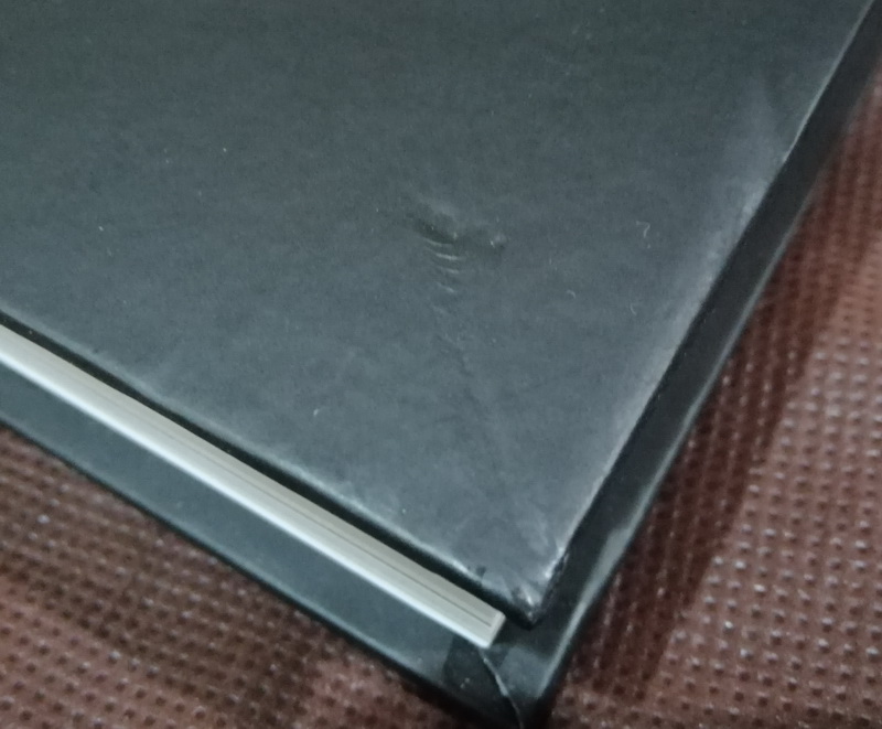 ๗๔ ปีคดีสวรรคต (**มีตำหนิ โปรดอ่านรายละเอียดก่อนสั้งซื้อ**) (ปกแข็ง) (74 ปีคดีสวรรคต)