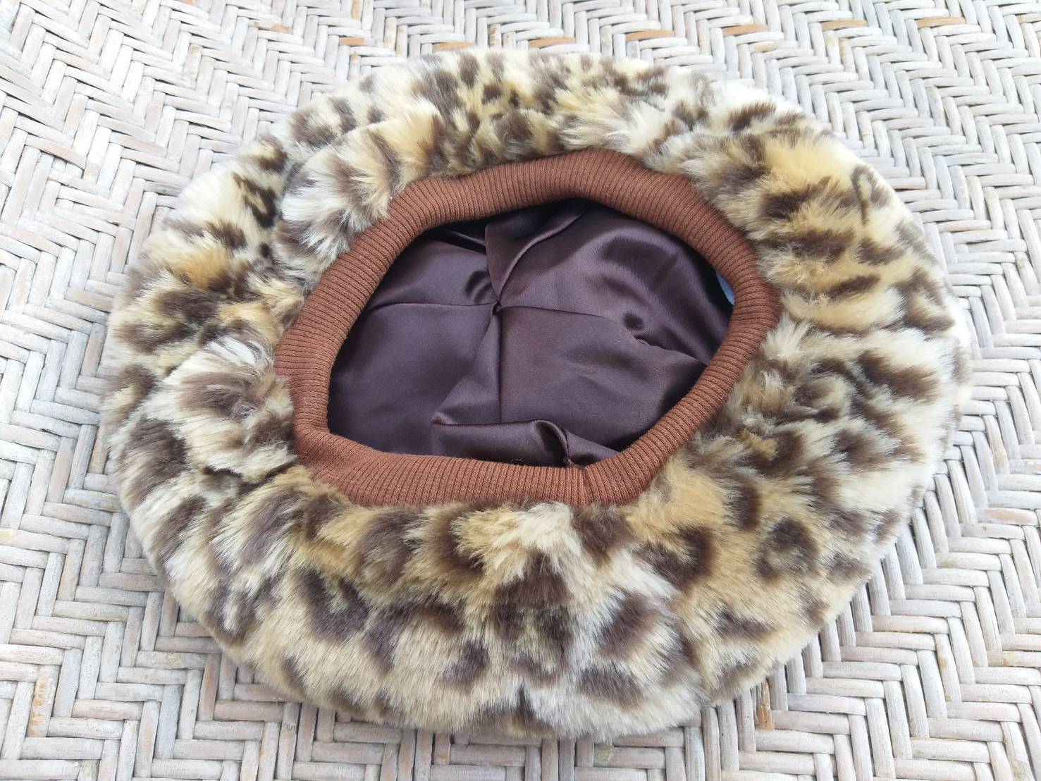 หมวกเบเร่ต์เฟอร์ลายเสือ mud pie หนานุ่มอุ่นมาก สวยมาก