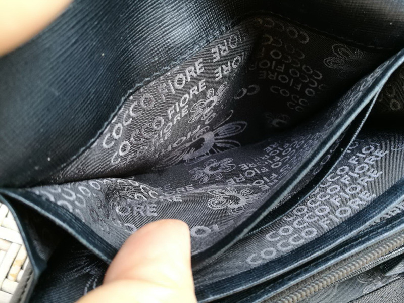 กระเป๋าสตางค์ COCCO FIORE หนังแก้ว ช่องเยอะ