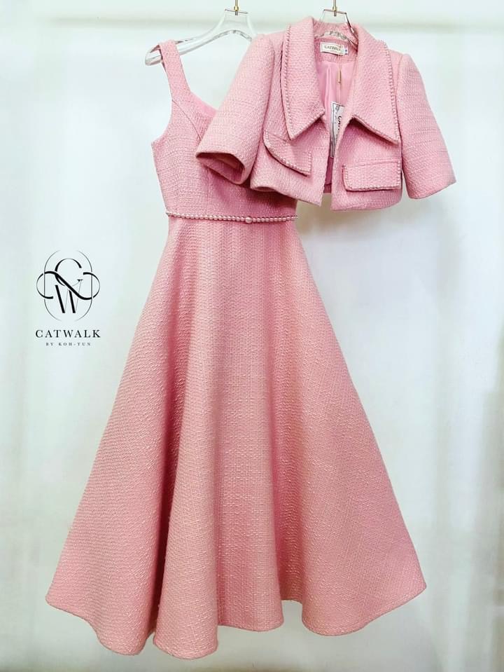 เซตเดรสยาวกระโปรงย้วย+เสื้อคลุมแต่งมุก +เข็มขัดมุก เซตนี้คุ้มมาก เนื้อผ้าทวิตเกรดเอ ใส่สบาย สินค้าคุณภาพ (พร้อมส่ง)