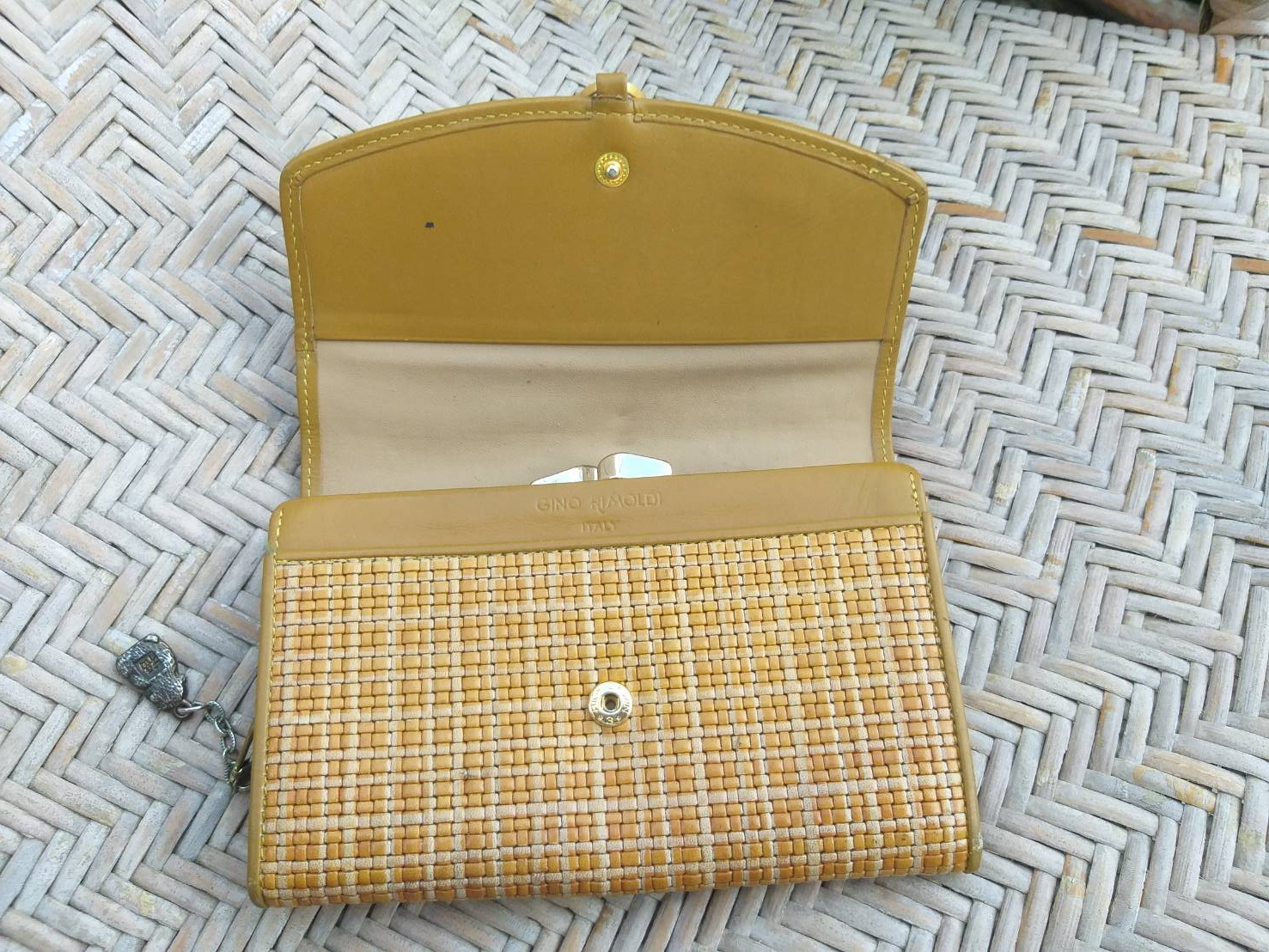 กระเป๋าสตางค์หนังแท้ GINO RIMOLDI สวยมาก