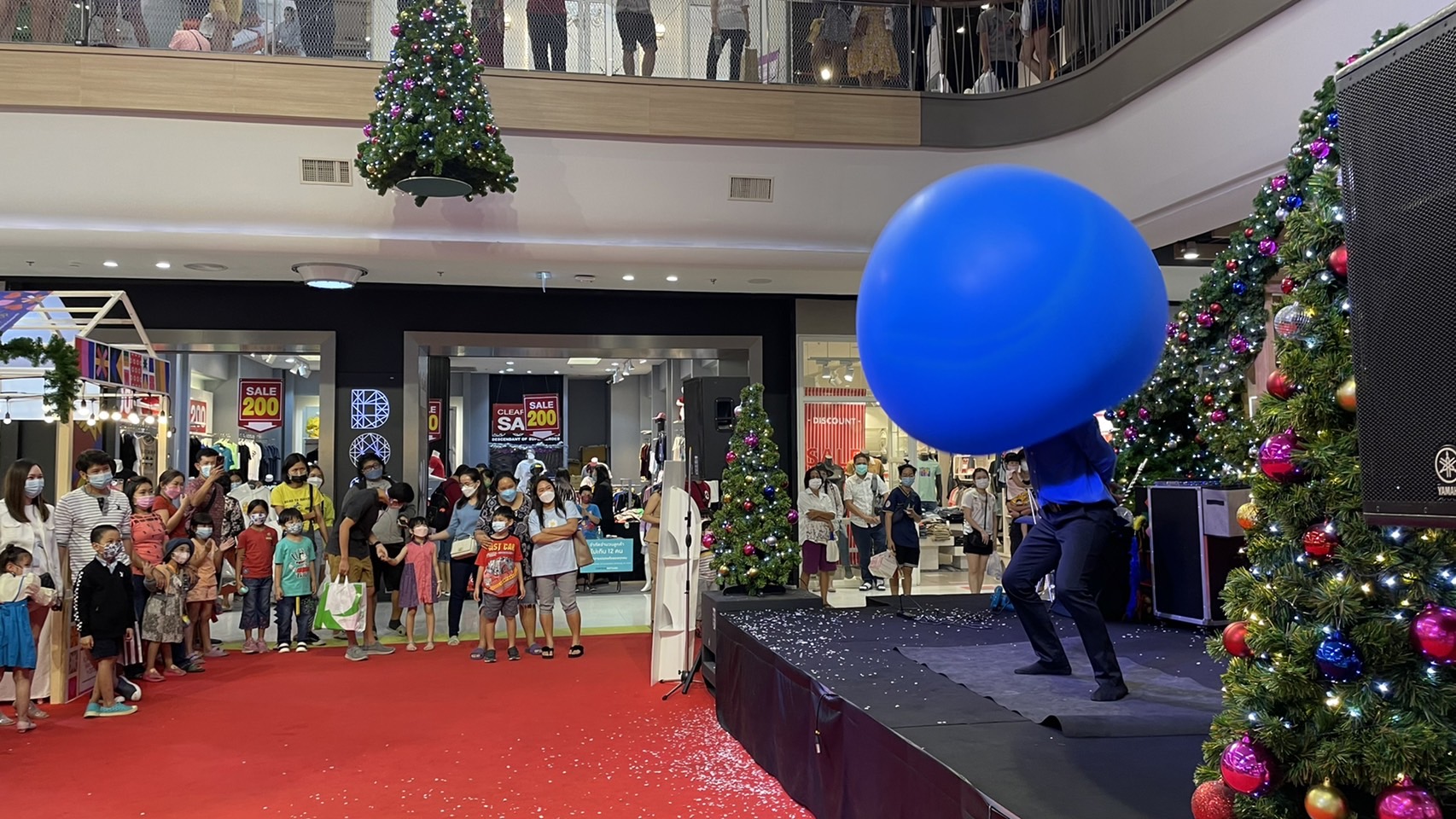 Balloon Man บอลลูนแมน โชว์ลูกโป่งยักษ์ การแสดง โชว์ 02/01/2565