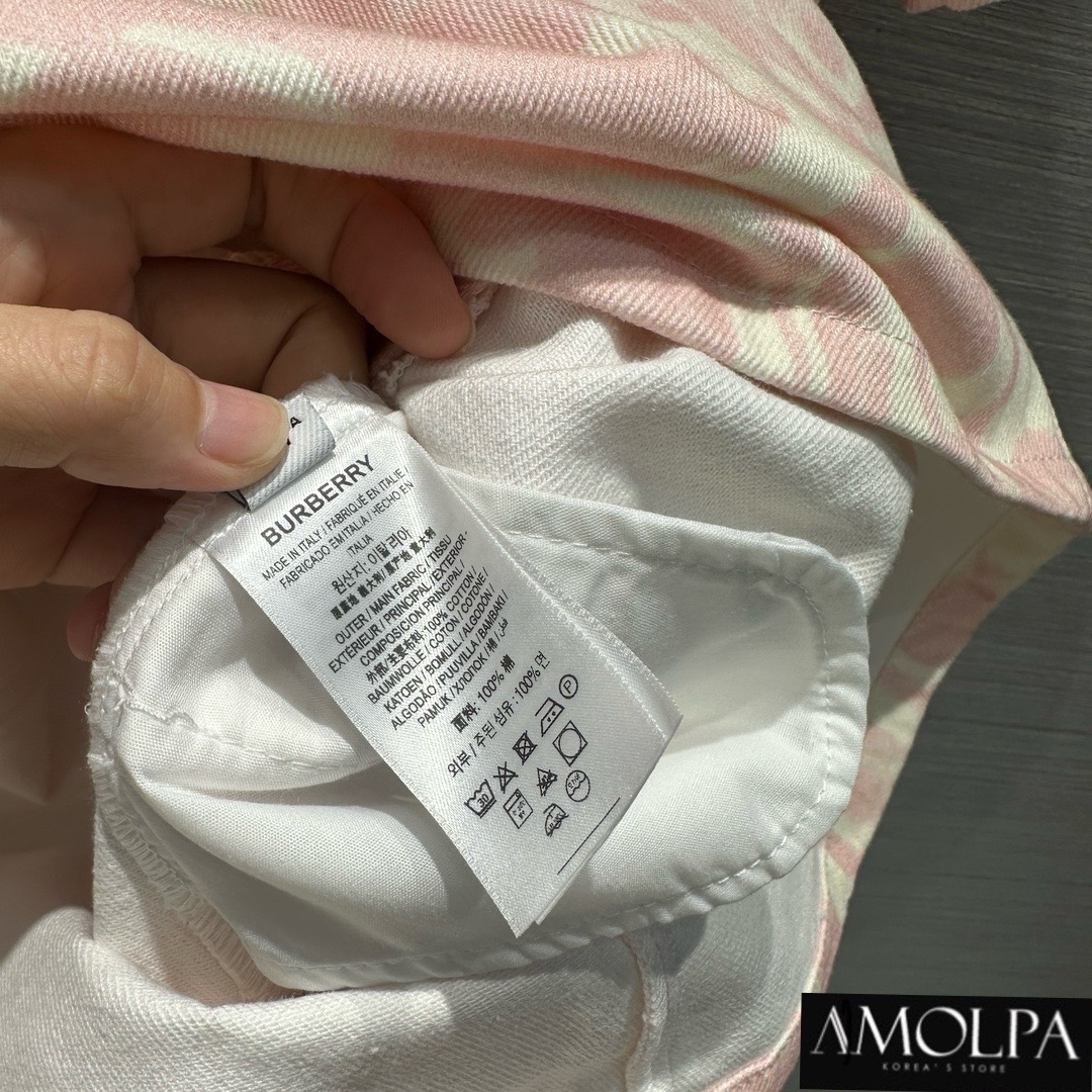 DRESS BB DENIM มาพร้อมเข็มขัด งานเดรสยีนส์งานพรีเมียมเกินบรรยายมาก ใช้ผ้าเนื้อดีสุดๆ ผ้ายีนส์แท้100เปอเซน มาพร้อมเข็มขัดหัวB สวยหรูดูแพง. สินค้าคุณภาพ (พร้อมส่ง) .