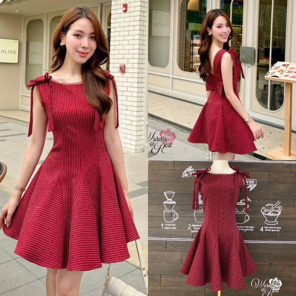 Dress เดรสแขนกุดไหล่เย็บโบว์ ด้านหลังเว้าหลัง เย็บโบว์หลัง ซิปหลัง ช่วงกระโปรงบานย้วยฟูเป็นช่อๆ เนื้อผ้าลายริ้ว พิมพ์ลายโบว์เล็กๆ ใส่สบาย : สินค้าคุณภาพ (พร้อมส่ง)