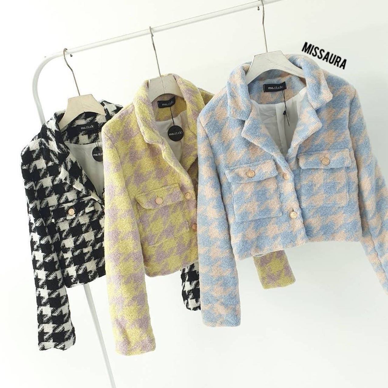 เสื้อคลุมครึ่งตัวผ้าทวีตลาย houndstooth งานสวยมากผ้าหนา กระดุมทองหรูหรา อากาศเริ่มเย็น ใส่อุ่นเลยจ้า มีซับทั้งตัว : สินค้าคุณภาพ (พร้อมส่ง)