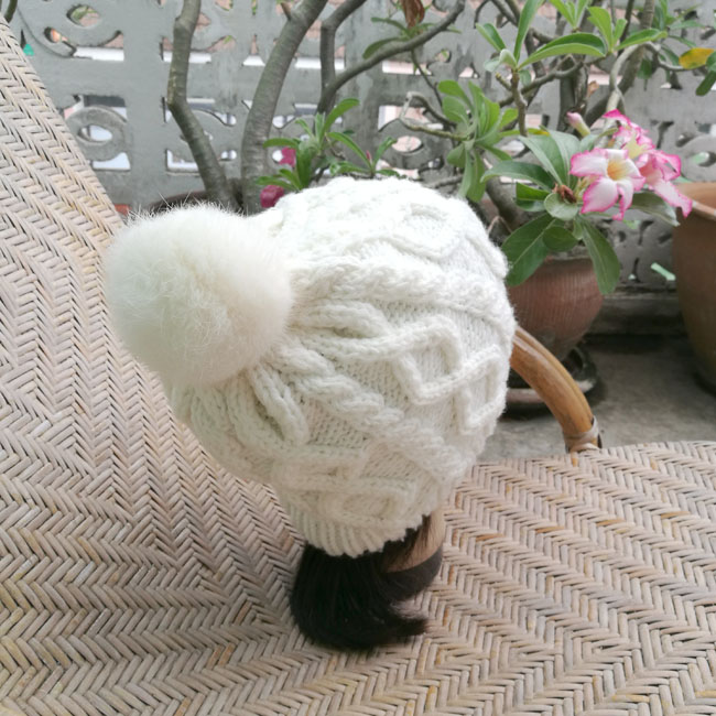 หมวกไหมพรม ROXY จุกเฟอร์แท้ น่ารักมาก