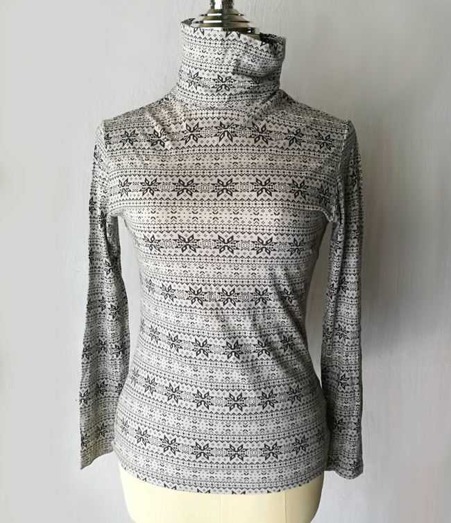 เสื้อฮีทเทคหญิง สีเทาลาย Uniqlo heattech SzM