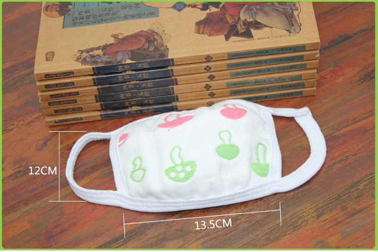 แมสผ้าเด็ก หน้ากากผ้าเด็กเล็ก 1-5 ขวบ ซักใช้ซ้ำได้ 100% Cotton ทอหนา 6 ชั้น หายใจไม่อึดอัด คละลาย