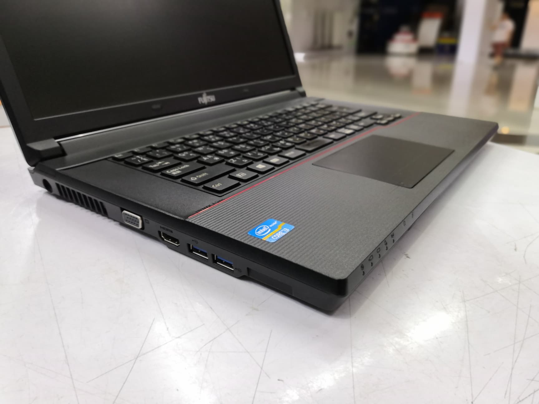 Notebook Fujitsu LifeBook ราคา 4,900 บาท หน้าจอ 15.6 นิ้ว