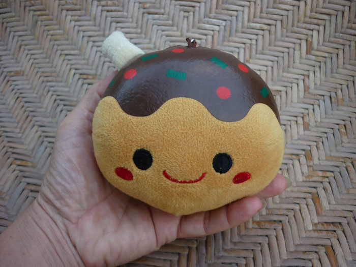 ตุ๊กตาโดนัทห้อยกระเป๋า พวงกุญแจ น่ารัก /ของใหม่/