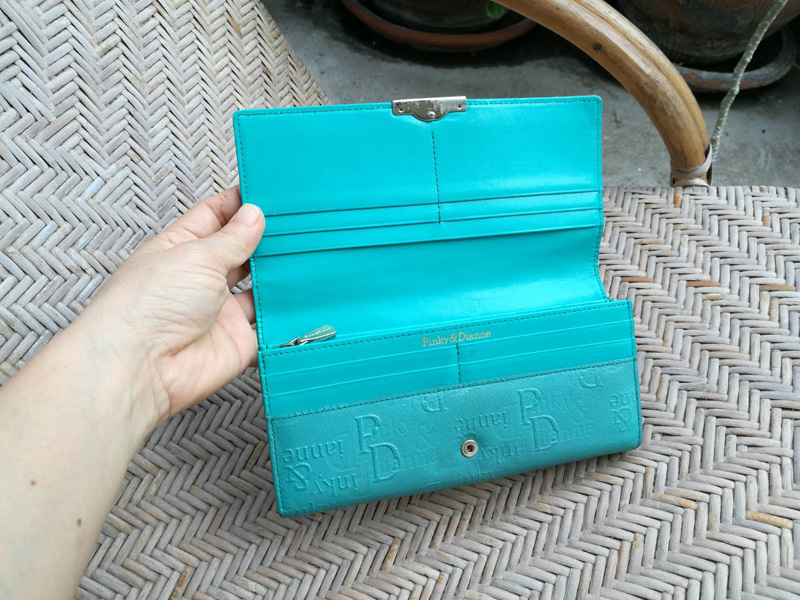 กระเป๋าสตางค์หนังแท้ pinky & dianne ช่องเยอะมาก