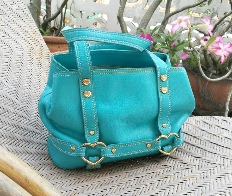 กระเป๋าหนังแท้ Samantha Thavasa แบรนด์แพงงงงง