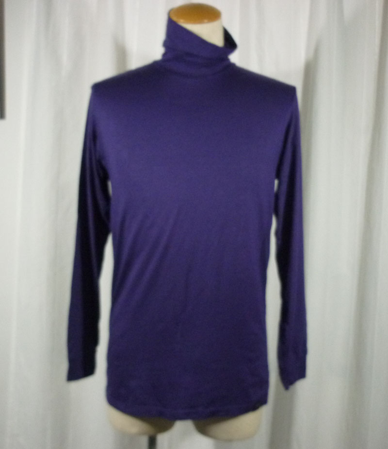 เสื้อฮีทเทคชาย Uniqlo SzS-M สีม่วง