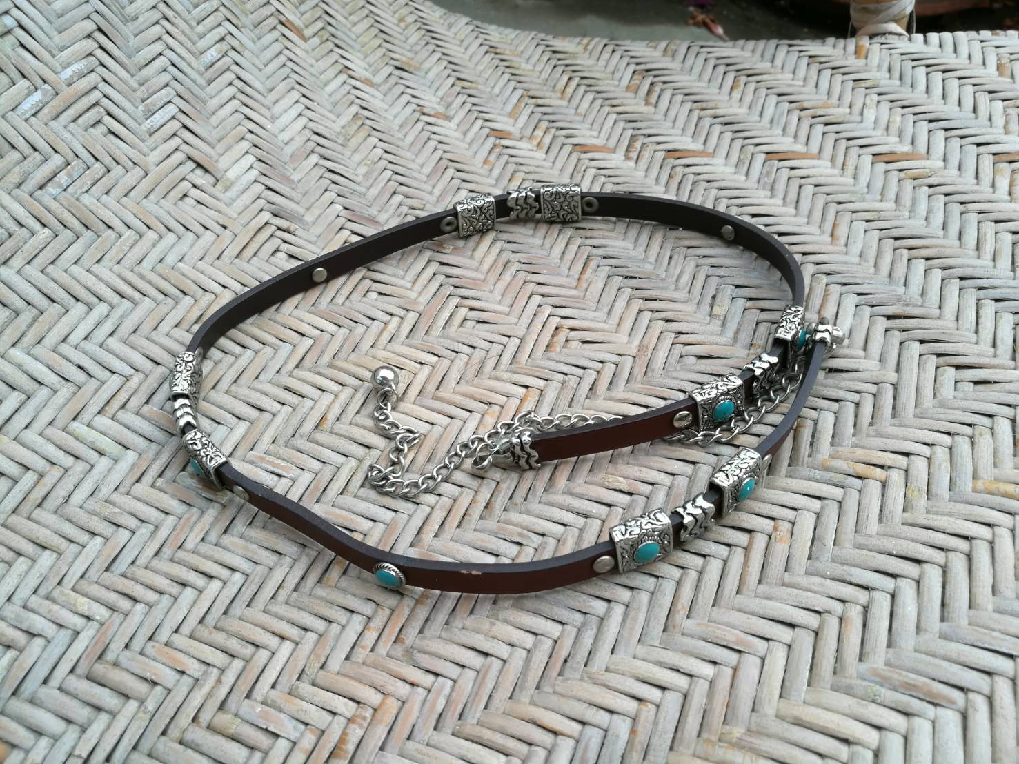 เข็มขัดหนังแท้ สวยมากเส้นนี้ (ของใหม่)