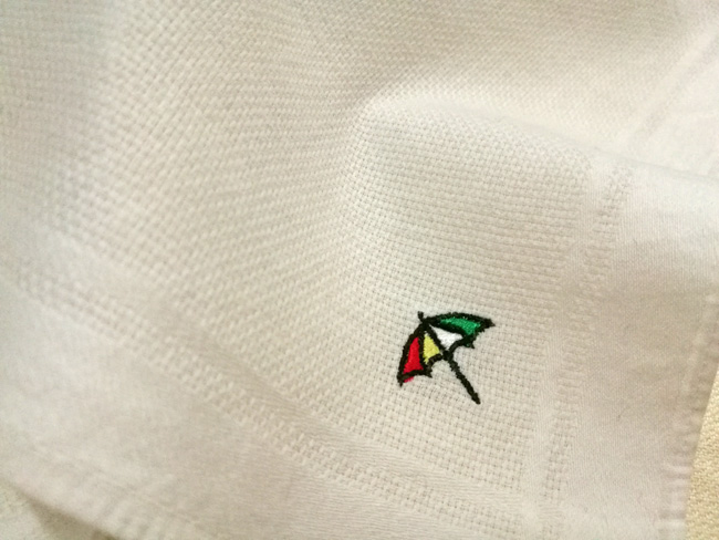 ผ้าเช็ดหน้าท่านชาย ARNOLD PALMER สีขาว ผ้าดีมากๆ