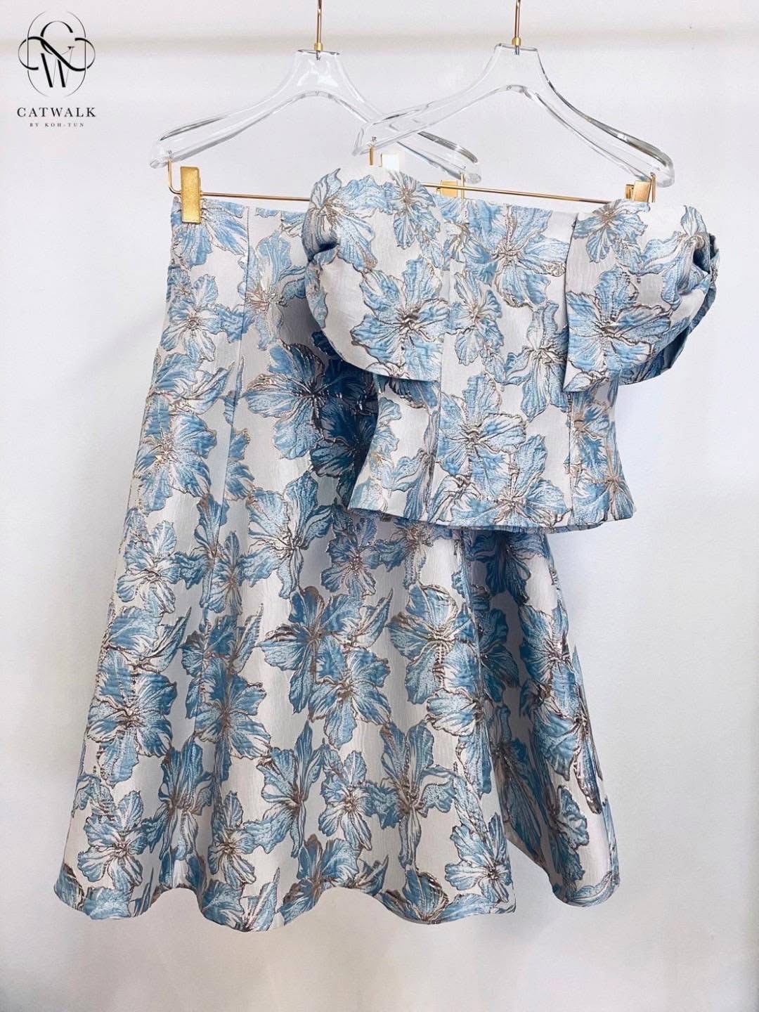 เซตผ้าทอลายเสื้อปาดไหล่โบว์ไหล่+กระโปรงทรงย้วย เนื้อผ้าเกรดเอ ผ้าสวยมาก ใส่สบาย : สินค้าคุณภาพ (พร้อมส่ง)