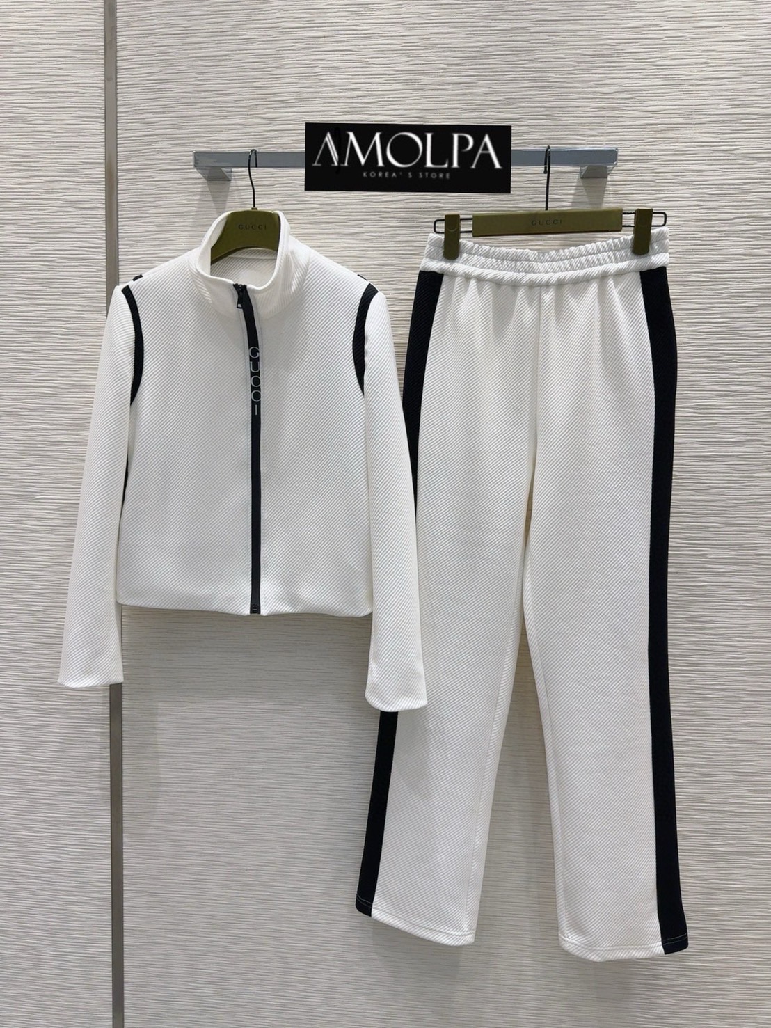 SET GUCCI งาน hiend งานสวยเทพเด่น เนื้อผ้าดีสุดๆ คุณภาพล้นๆ ใส่สบาย : สินค้าคุณภาพ (พร้อมส่ง)