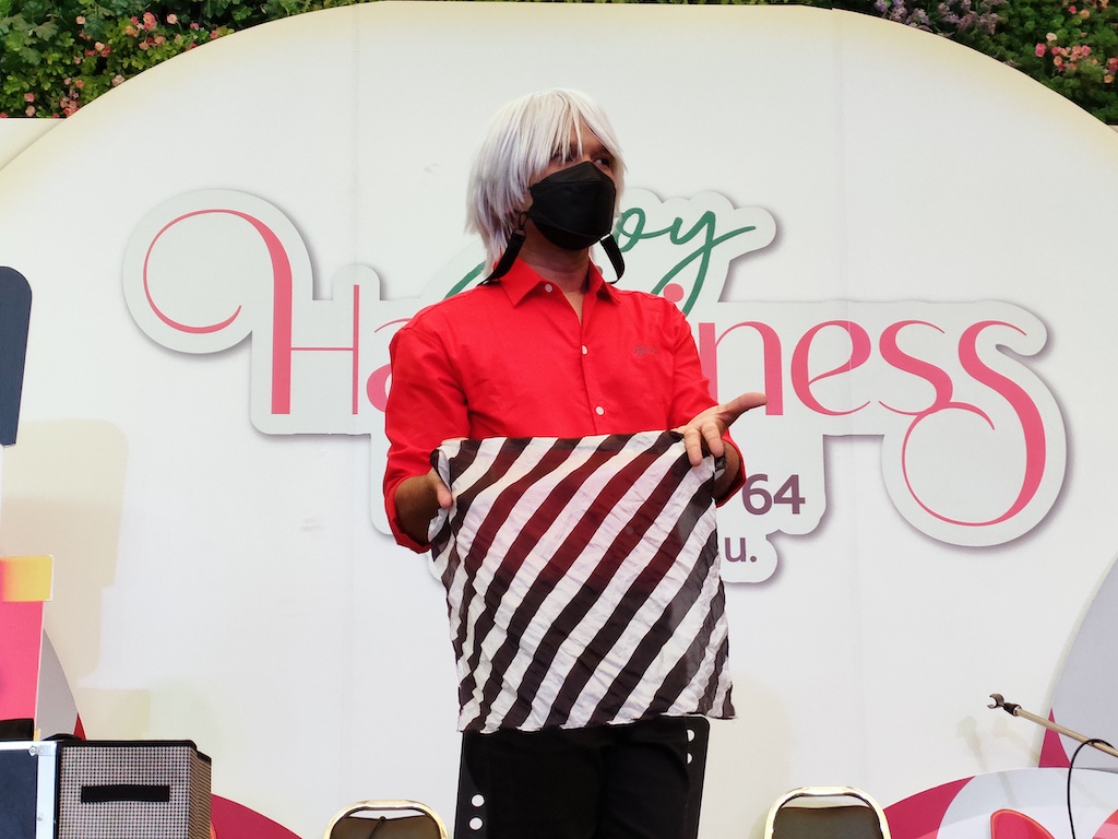 มายากล นักมายากล การแสดง โชว์ Magic Show 24/12/2564