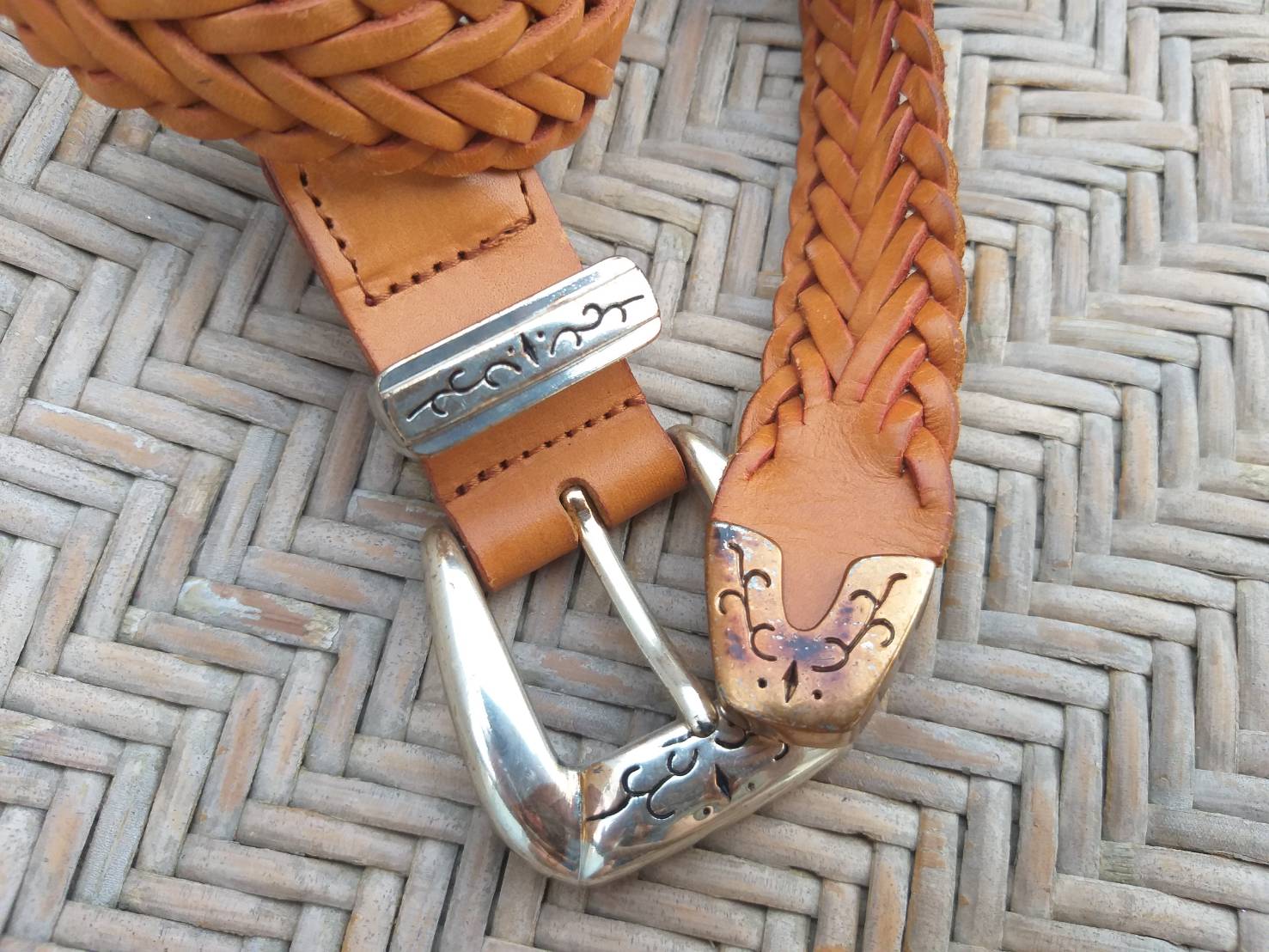 เข็มขัดหนังแท้สานขัด สวยมากเส้นนี้