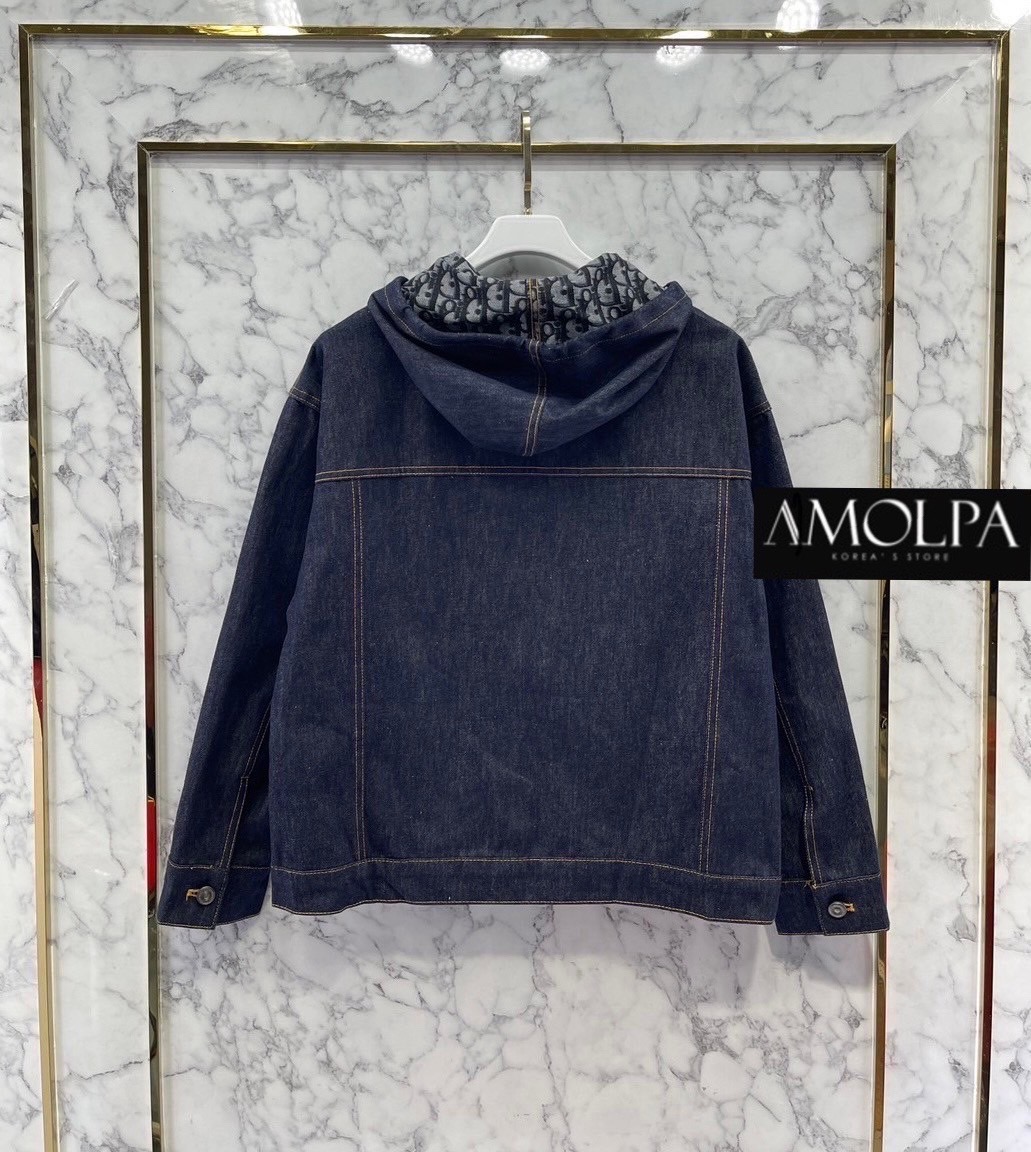 JACKET CD DENIM 2024SS กระดุมปั้ม แน่นๆ งานแต่งฮู๊ดดด สวยม๊ากก งาน Hiend ชนช๊อปป ใส่สบาย : สินค้าคุณภาพ (พร้อมส่ง)