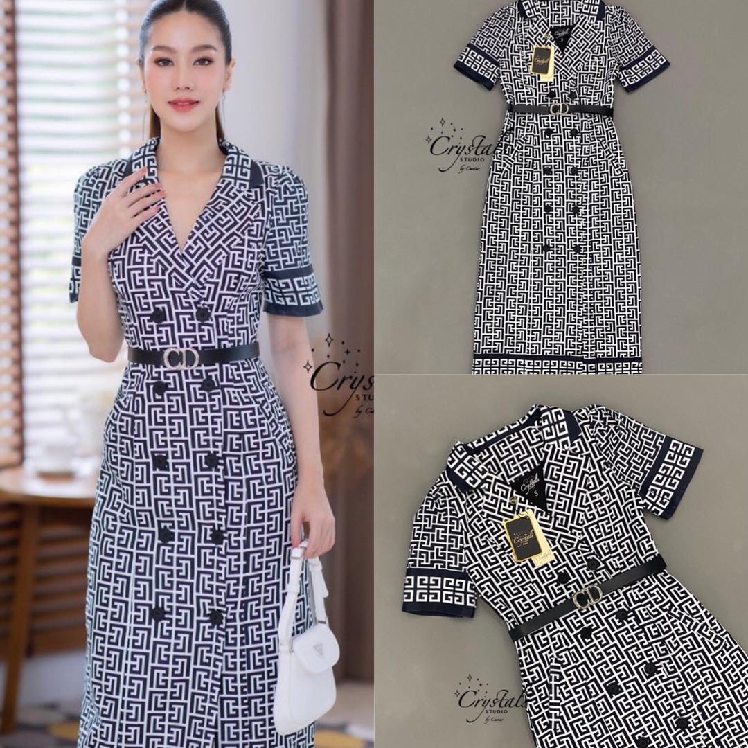 เดรสทรงสูมท แขนสั้น คอปก ตัดเย็บเข้ารูปพอดีตัว ติดกระดุมจริง ด้านหน้า8เม็ดคือจึ้งงงงมาก ที่สำคัญเข็มขัด นุ้งDiorจัดมาคู่ชุดให้ด้วย สินค้าคุณภาพ (พร้อมส่ง)