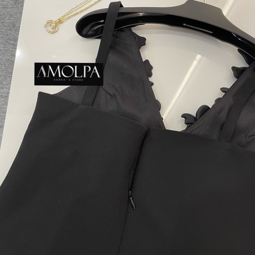 DRESS VALENTINO สวยหรู ดูแพง สมมมมมเป็นตัวแม่แห่งวงการ....งานสูทสุด พรีเมียมม สินค้าคุณภาพ (พร้อมส่ง)