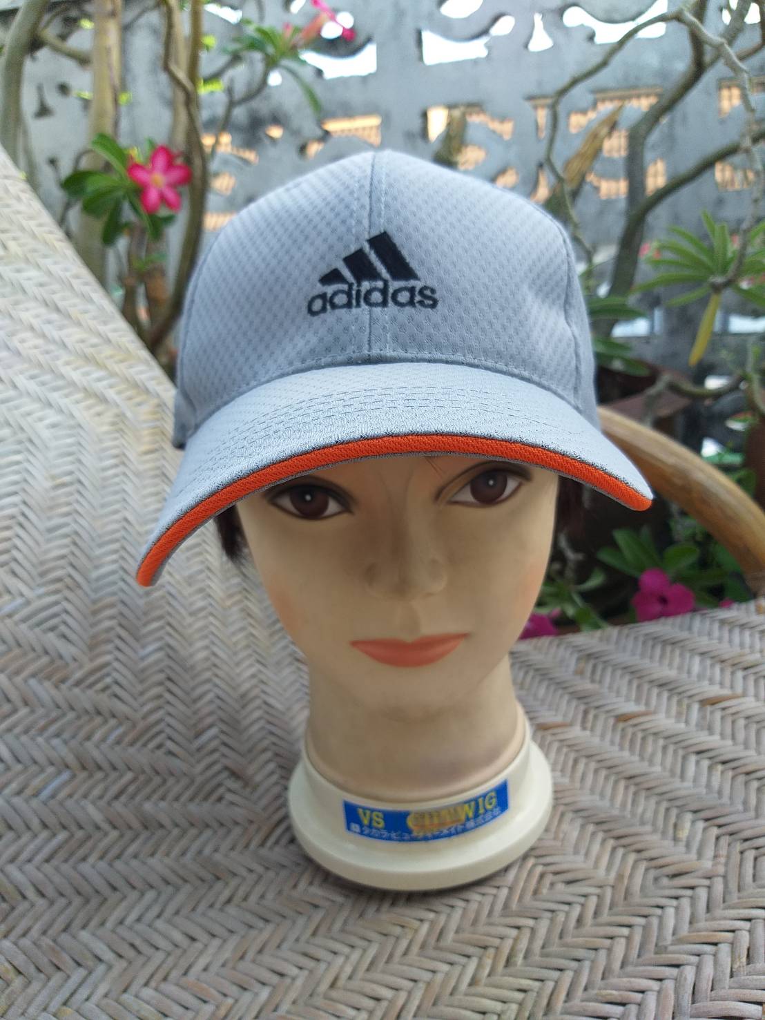 หมวกแก๊ป adidas ผ้าระบายอากาศ (ของใหม่)