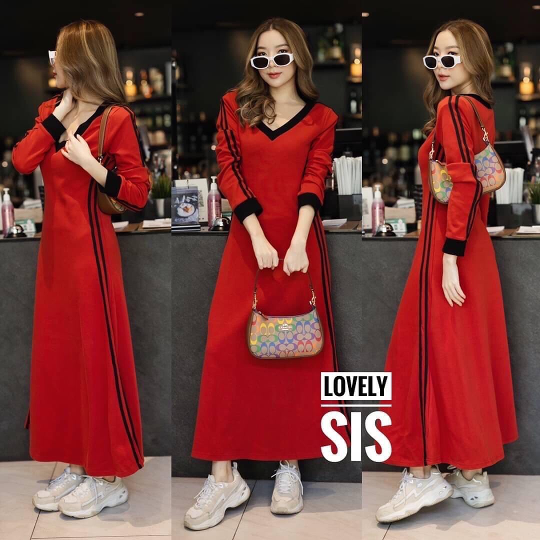 เดรสผ้ายืดแขนยาวคอวี แต่งกุ๊นตัด ขอบแขนและคอ และเล่นแถบสีด้าน ข้างเพิ่มความเด่น มีฟองน้ำเสริม ช่วงไหล่ตัดออกได้ค่า . สินค้าคุณภาพ (พร้อมส่ง)