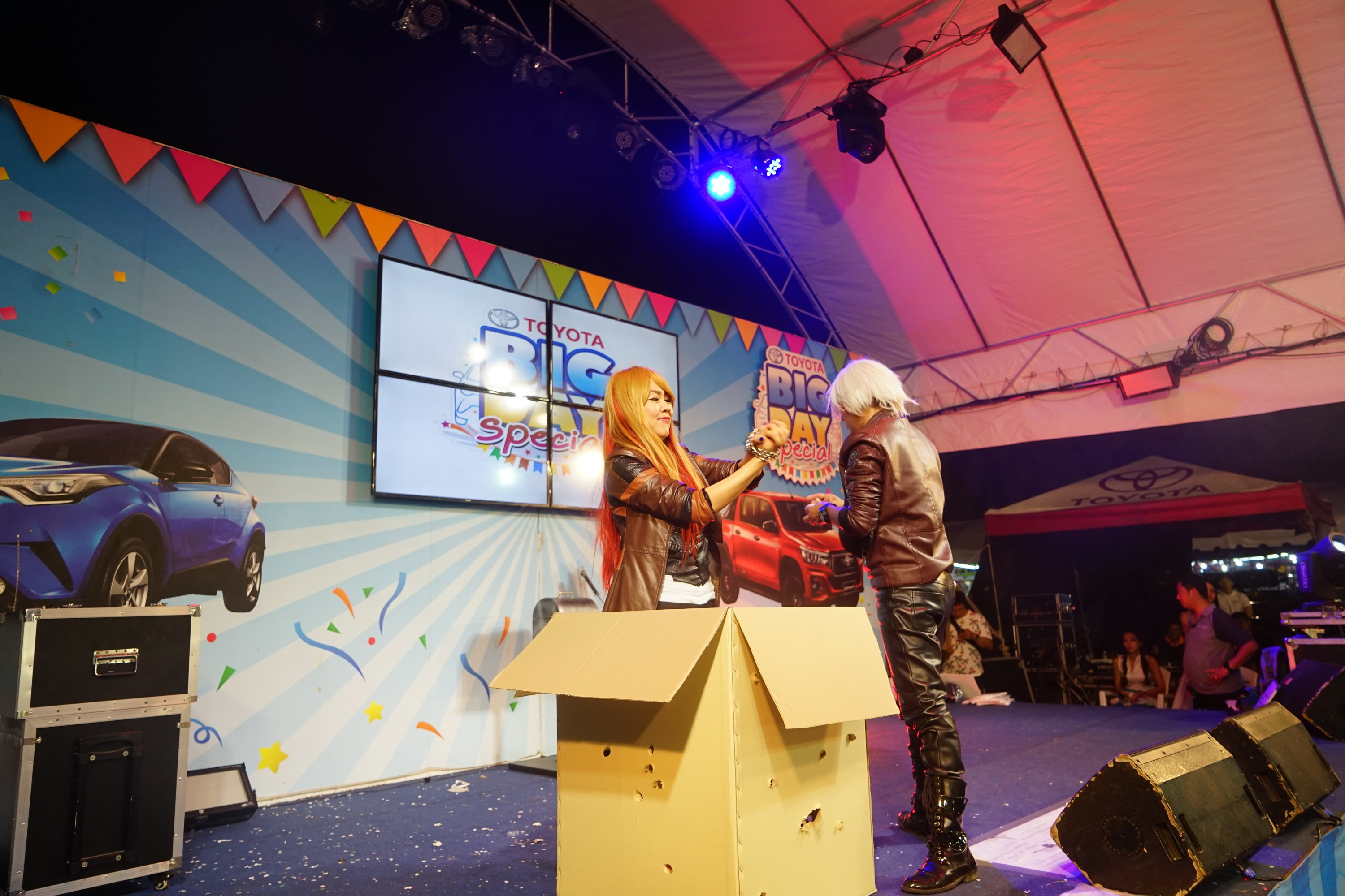 มายากล นักมายากล การแสดง โชว์ Magic Show "งาน TOYOTA BIG DAY" 09/03/2562