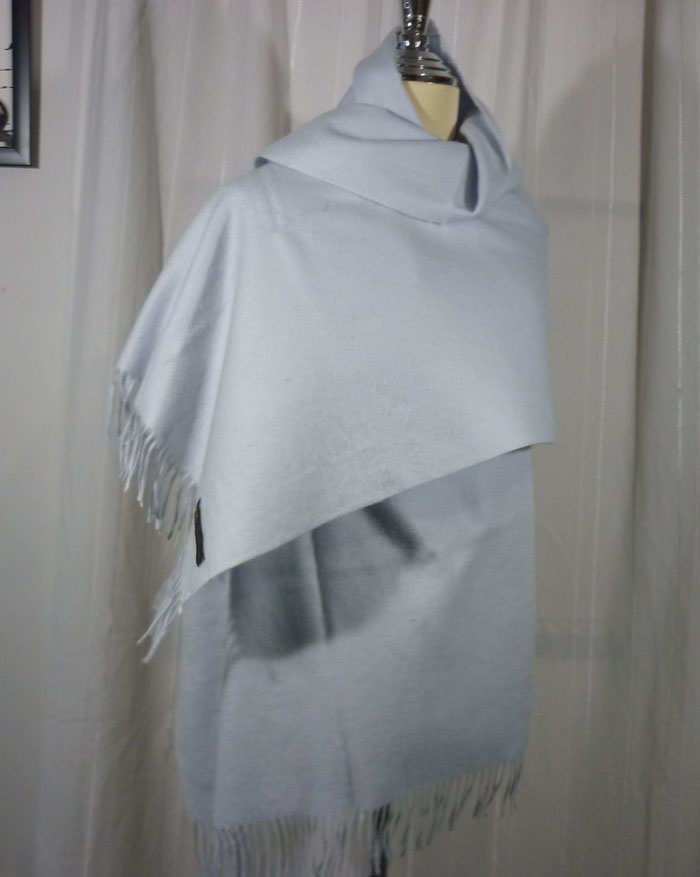 ผ้าพันคอ/คลุมไหล่ 100% cashmere อุ่นติดลบ /ใหม่ป้ายห้อย/