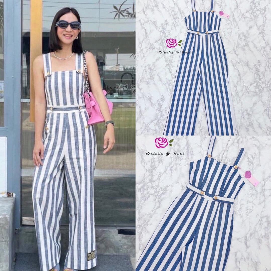 จั้มสูทขายาวแสนสวย รุ่นนี้ปังมากแม่ งานเนื้อผ้าเราอย่างดี เราขึ้น แบบจากของแท้ให้เลยนะคะ สินค้าคุณภาพ (พร้อมส่ง)