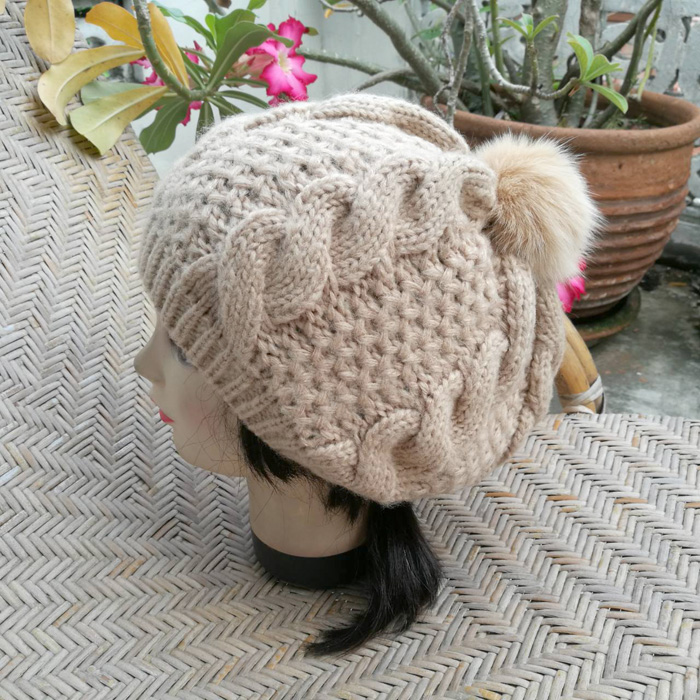 หมวกไหมพรมจุกเฟอร์กระต่ายแท้ น่ารักมากกกก