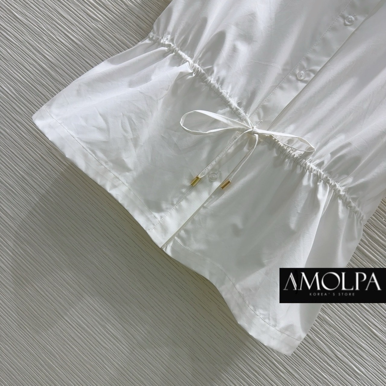 เชิ้ต LV. เนื้อผ้าอย่างดี สวยหรู ดูแพง ใส่สบาย : สินค้าคุณภาพ (พร้อมส่ง)