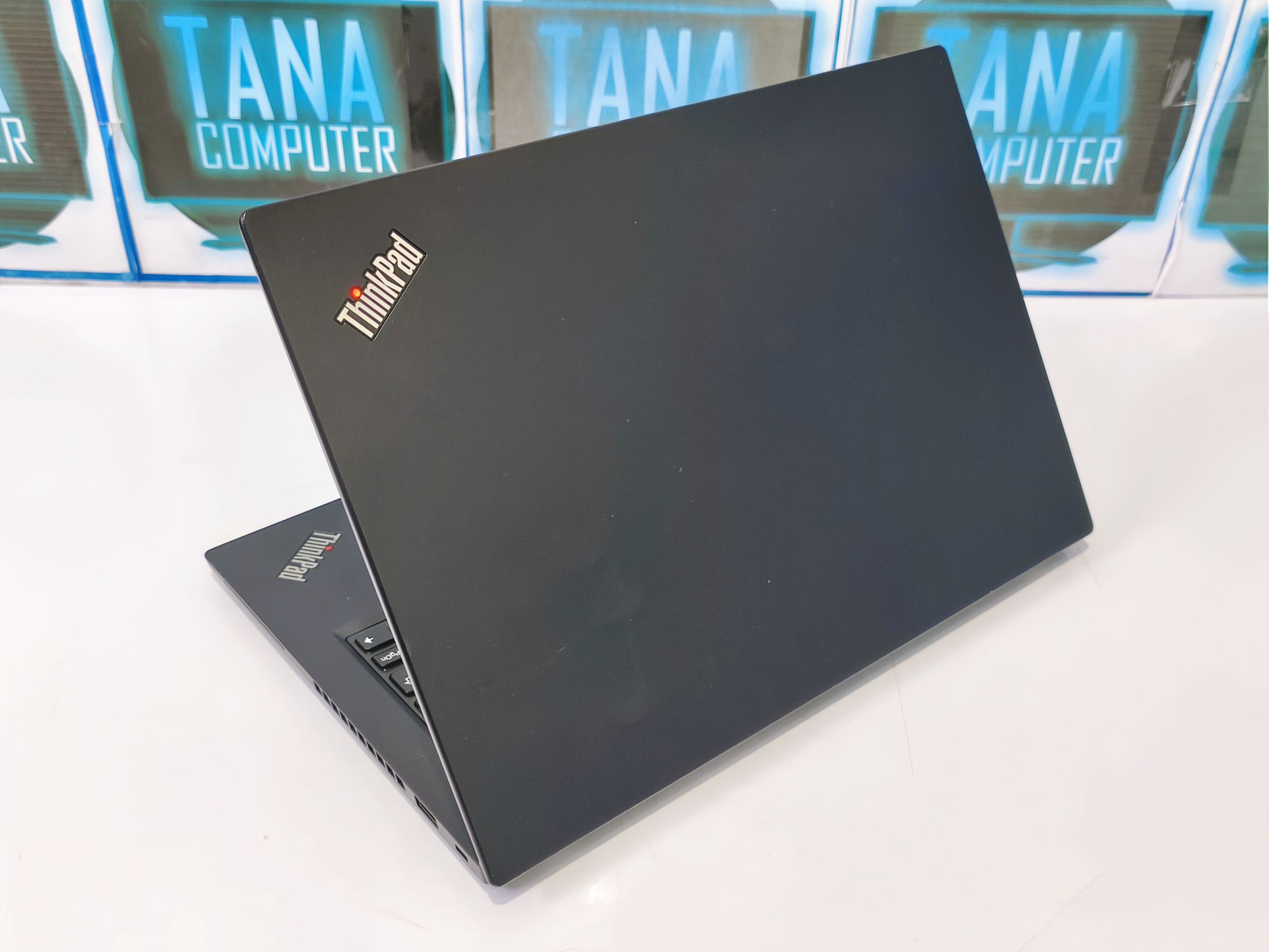 โน๊ตบุคทำงานมือสอง Lenovo Intel I5-10210U Ram8GB SSD256GB