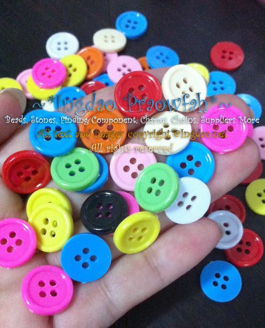 BT-7314mt กระดุมทรงกลมขอบเล็ก คละสี ขนาด 14 มิล. (ราคาต่อแพค 30 บาท/บรรจุ 100 ชิ้น)