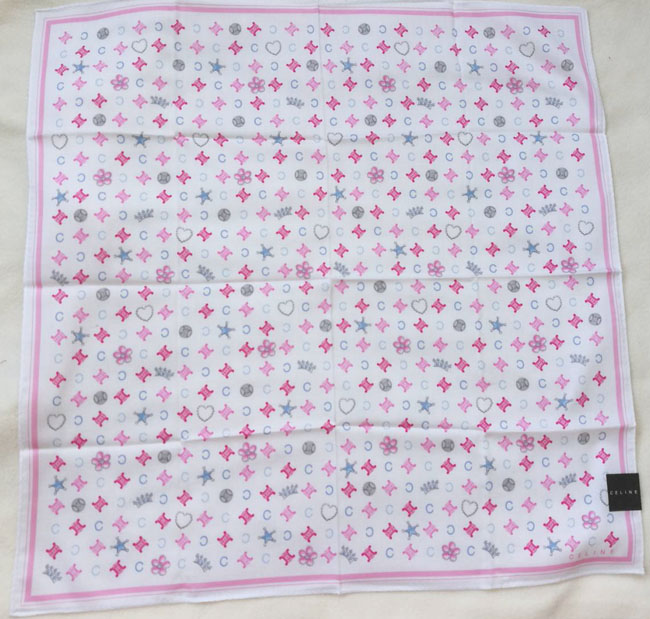 ผ้าเช็ดหน้าแบรนด์เนม CELINE น่ารักใสๆ