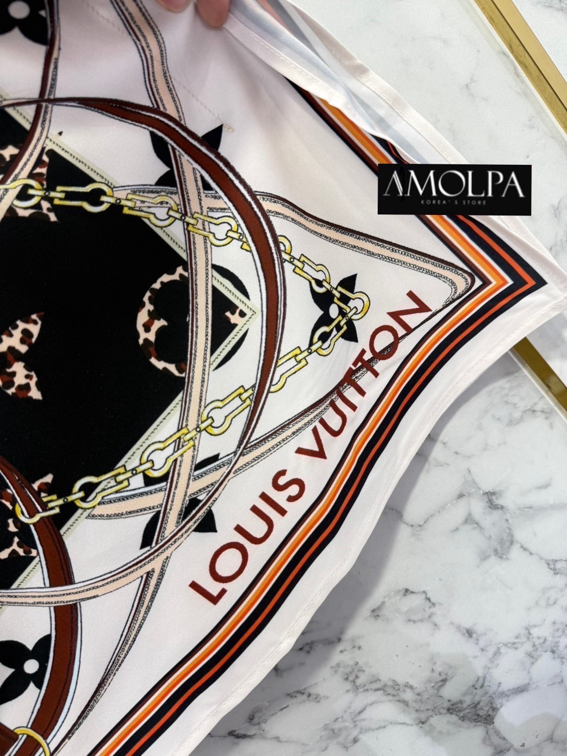 เสื้อปีกค้างคาวทรงปล่อยๆ LV รุ่นใหม่ล่าสุด ผ้าเย็นม๊ากก ใส่สบาย : สินค้าคุณภาพ (พร้อมส่ง)